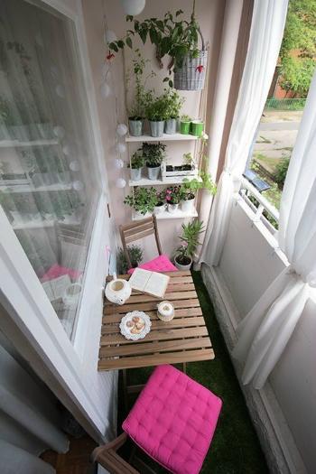 9 Fantastic Small Condo Balcony Design Ideas