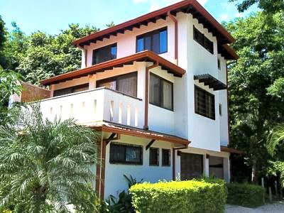 6 Awesome vacation homes in Nosara beach you can buy for under $505,000