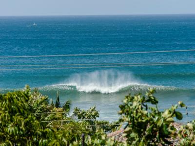 Or looking for a surf break view?