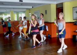  Zumba, Latin Dance (Salsa, Meringue & More), Ballet, Aerobics and Tae Bo, Karate, Yoga and Cardiodance in Atenas