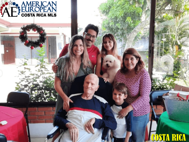 Mr. Dave & Family Uncovering an Expat Retirement Treasure in Costa Rica